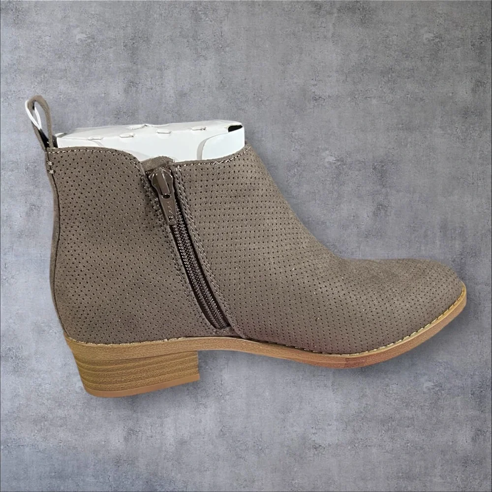 Wide Width Marlis Zip Up Ankle Boots by Universal Thread